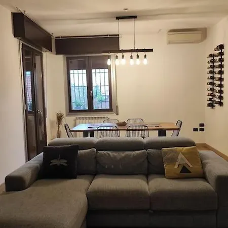 Casa Izabel Maserati & Ferrari Модена